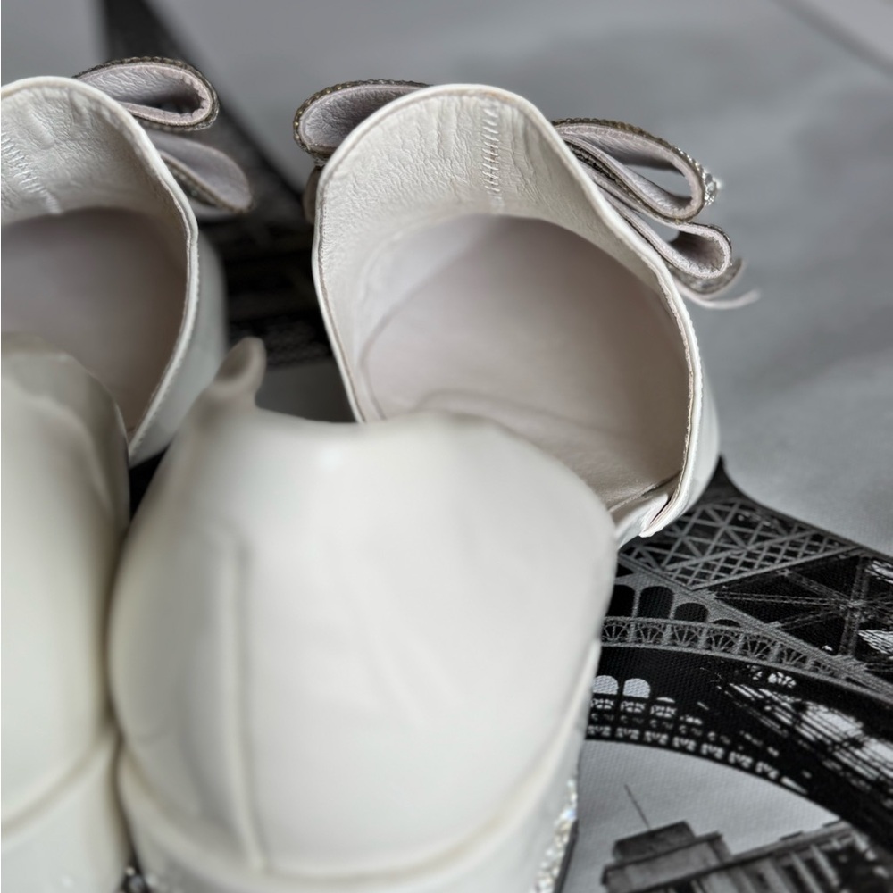 Elegant White Women's Shoes with Rhinestone Bow wedding loafer - Picture 5 of 9